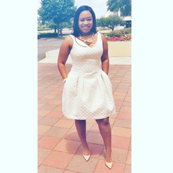 ✨Meet your Posher, Chryslin✨ - Picture 1 of 1